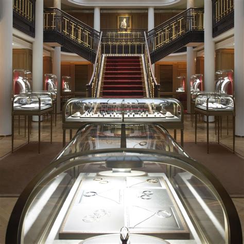 cartier paris flagship shop